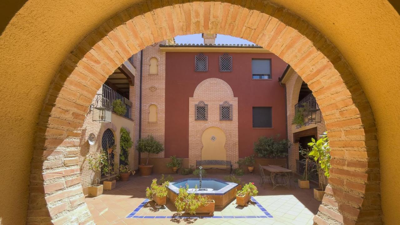 El Capricho De Ana - Apartamentos Aloha Toledo Kültér fotó